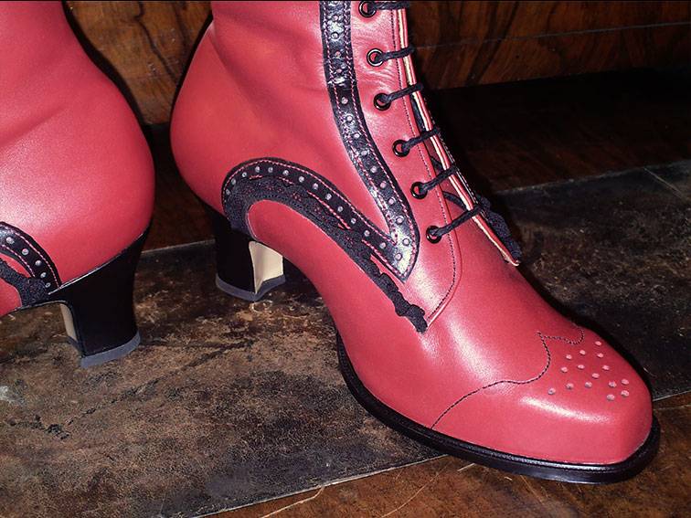 Mes-Propres-Chaussures-Bottines-rouge-sapeur-2