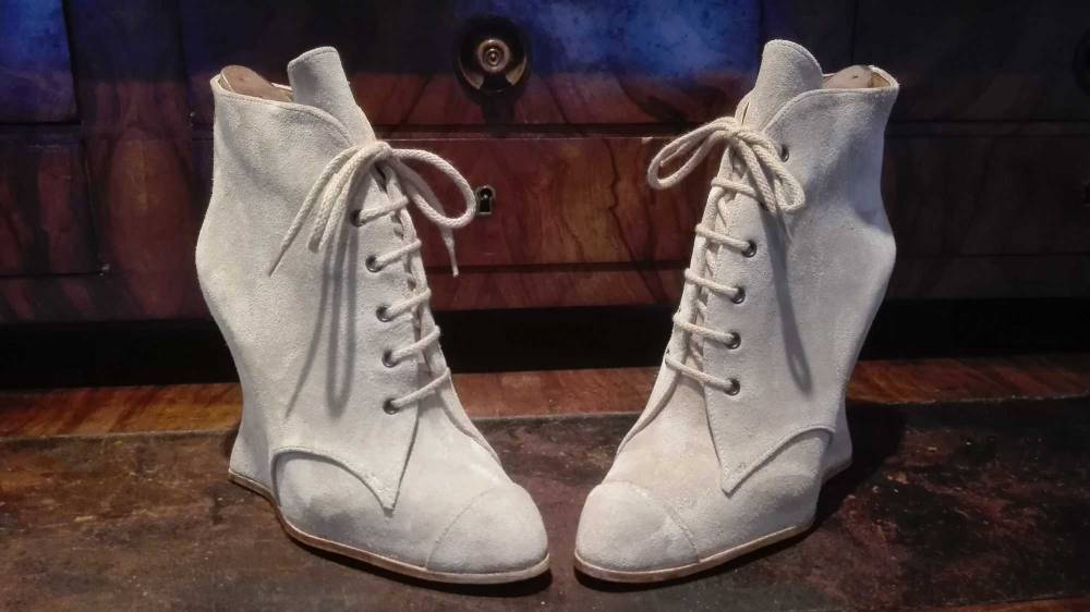 Mes propres chaussures - Fleur du temps (1)